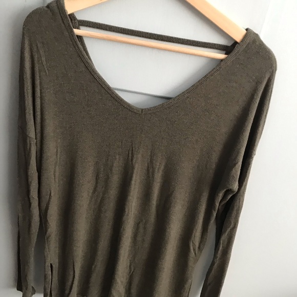 Oversized olive green long sleeved top - Picture 2 of 2